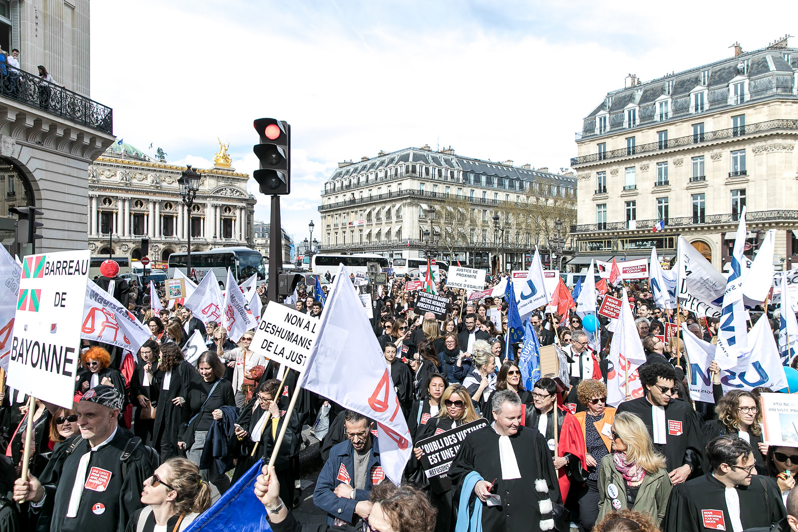 Manifestation des avocats le 11 avril 2018